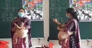 সন্তান কোলে নিয়েই শিক্ষার্থীদের পড়াচ্ছেন মা, মনে দাগ কেটেছে নেটিজেনদের