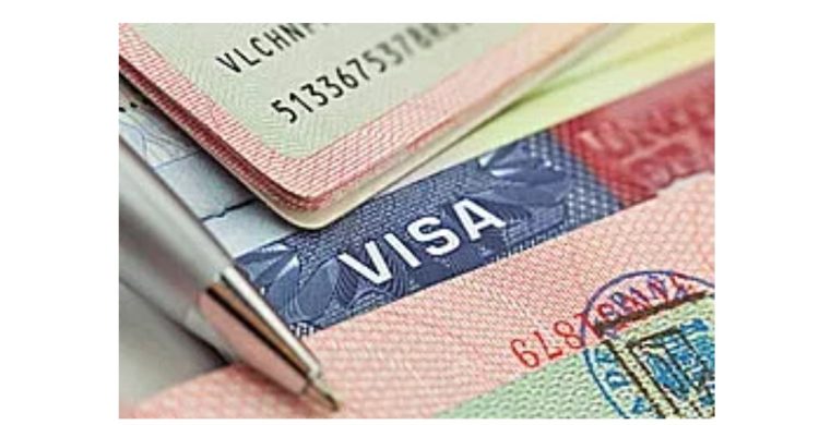 ব্রিটেনে প্রতারকদের কবলে পড়ে নিঃস্ব হচ্ছেন স্টুডেন্ট ভিসায় পড়তে আসা শিক্ষার্থীরা