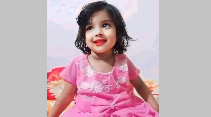 মুনতাহাকে হত্যা করেন তার হাউস টিউটর!