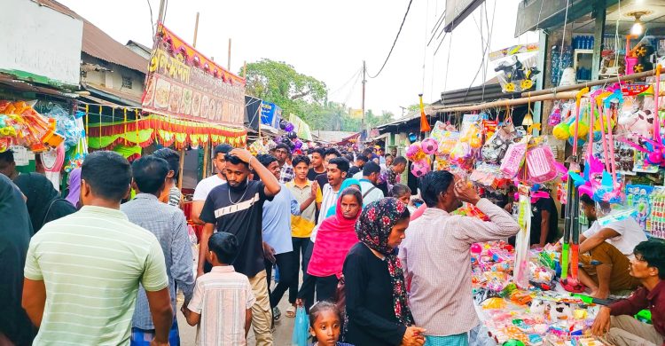 ওসমানীনগরে নদী দখলে জৌলুস হারাচ্ছে শত বছরের ঐতিহ্যবাহী বারুনী মেলা