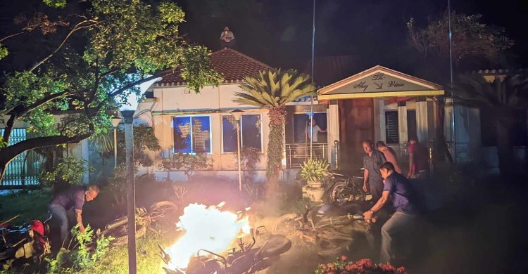 রংপুরে জিএম কাদেরের বাড়িতে হামলা-ভাঙচুর