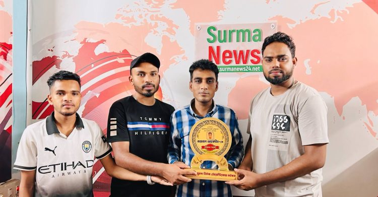 ওসমানীনগর উপজেলা প্রেসক্লাবের সভাপতি জয়নাল আবেদীন-কে সম্মাননা প্রদান