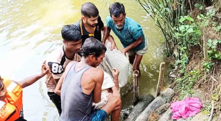 গোসল করতে নেমে পুকুরে ডুবে প্রাণ গেল নববধূর
