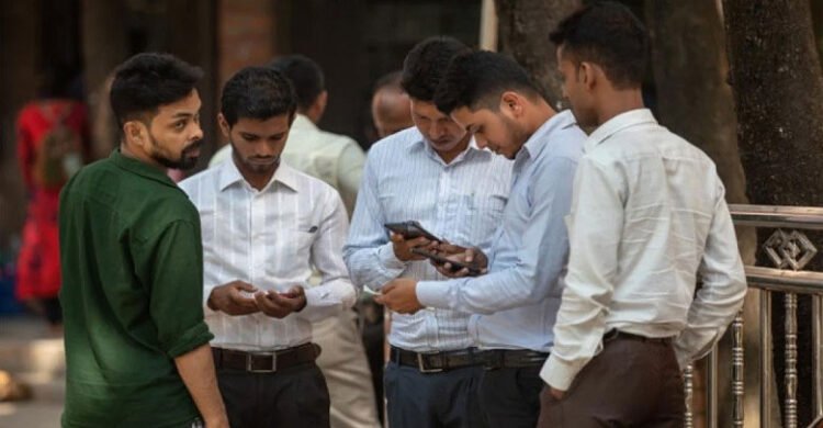 ওষুধ কোম্পানির উপহারে সর্বনাশ হচ্ছে রোগীর