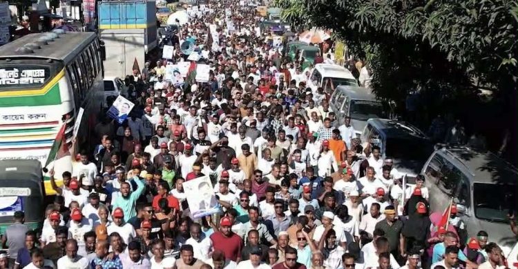 ‘ঘুমন্ত ইলিয়াস প্রেমিকদের জাগিয়ে দিয়েছে দালালরা’