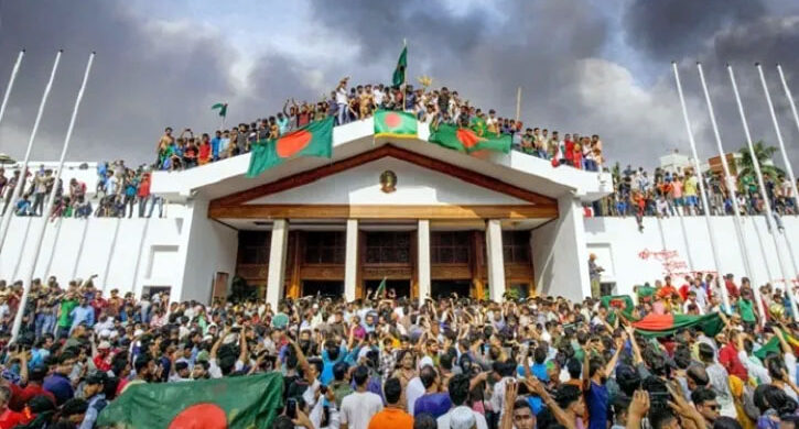 জুলাই ঘোষণাপত্র উপস্থাপন ৫ আগস্ট