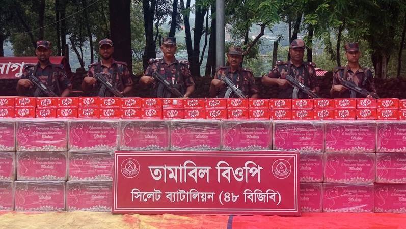সিলেটে ভারত থেকে আসা ৩ কোটি টাকার মালামাল জব্দ করেছে বিজিবি