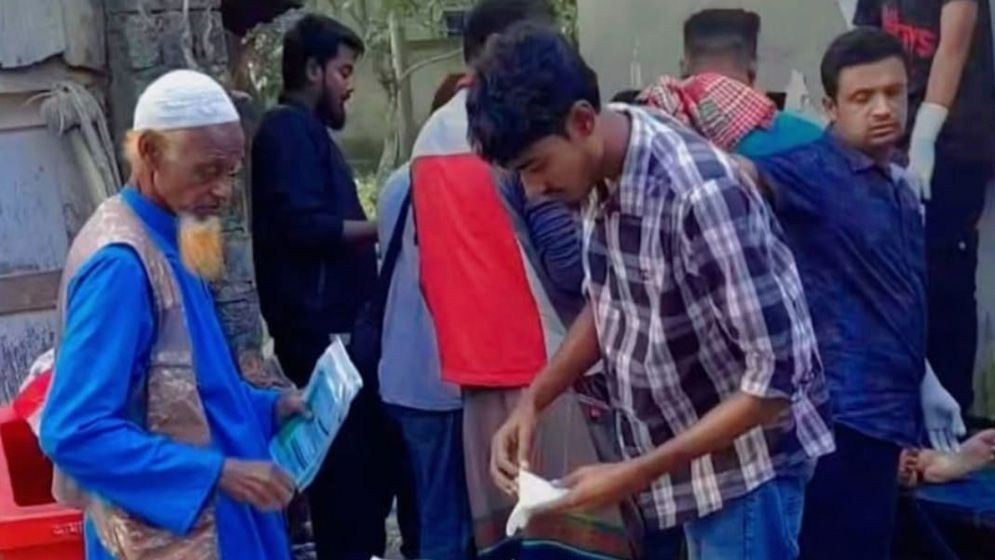 কালোজিরা ভেবে পিঠায় কীটনাশক, হাসপাতালে ১১