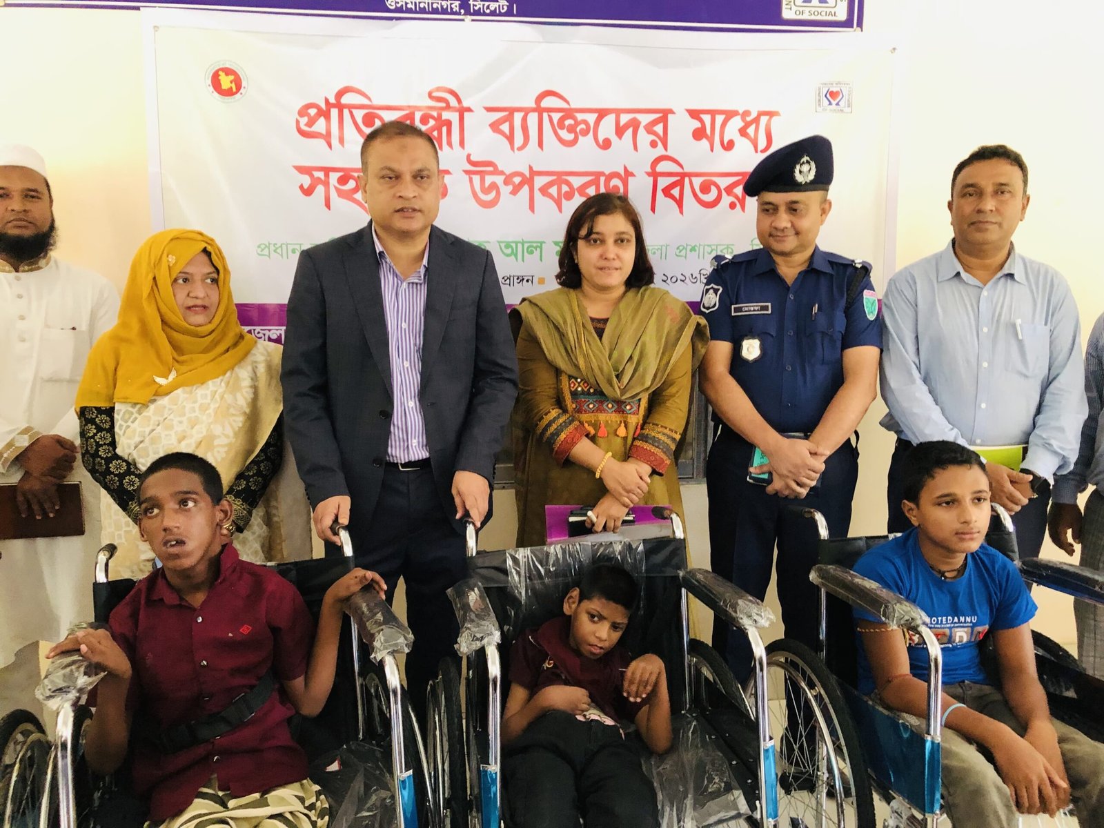 প্রবাসীরা চাইলে বাড়ি পাহারায় মিলবে আনসার সদস্য: ডিসি মামুন